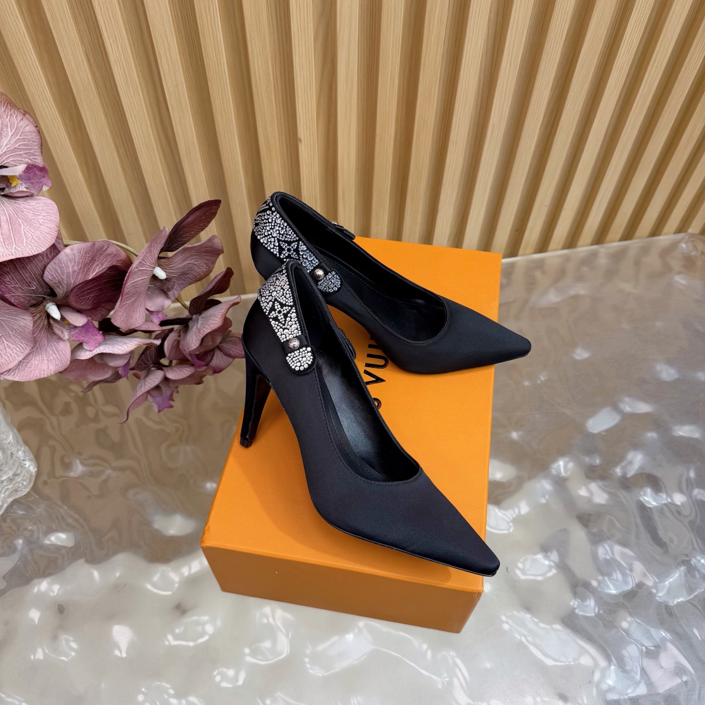 Women's high heels